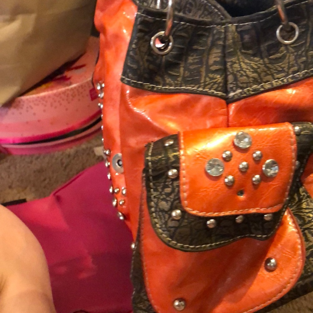 Purse - Picture 3 of 4